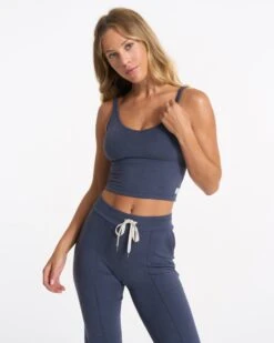 Halo Performance Crop | Azure Heather -Chic Warp Sales VW1005HAZ SP23 W ECOMM TOPS DETAIL 00717 1x1 7336d9d1 58a1 4125 90a5 7fbfb1bb4702