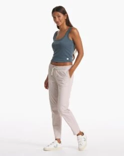 Sunrise Crop Tank | Stone -Chic Warp Sales VW1013STN SP23 W ECOMM TOPS FULL 01928 1x1 03b09b99 588d 4656 8cc9 e2896d928662