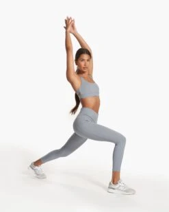 Stride Bra | Flint -Chic Warp Sales VW1036FLT FA23 W ECOMM sportsbras FULL ALT 6