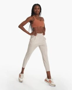 Yosemite Bra | Light Penny -Chic Warp Sales VW104LPE SP23 W ECOMM SPORTSBRAS 2291 FULL 1x1 67e3733d 5414 4db1 97ec 9e519b818510