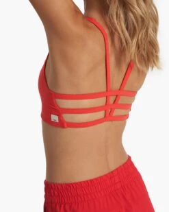 Yosemite Bra | Vermillion -Chic Warp Sales VW104VER SP23 W ECOMM SPORTSBRAS DETAIL 0940 1x1 7ecfdaa9 e7eb 4a69 bdee f601cd42278a