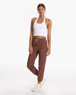 Simplicity Halter | White -Chic Warp Sales VW1054WHT SP23 W ECOMM TOPS FULL 2920 1X1 8fe1b628 e0b7 459c a74e 0ea6539d2177