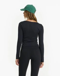 Long-Sleeve Sunrise Square Neck | Black -Chic Warp Sales VW1076BLK FA22 W ECOMM 1603