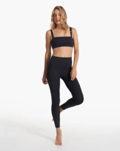 Evolve Square Neck Bra | Black -Chic Warp Sales VW1081BLK SP23 W ECOMM SPORTSBRAS FULL 0134 1x1 075012e6 c4ae 4e6e 9870 929414aa80a1