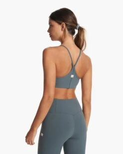 Vuori AllTheFeels™ Bra | Lake -Chic Warp Sales VW1099LAK FA23 W ECOMM sportsbras FRONT ALT TOPS 3