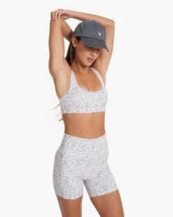 Daily Bra | Light Micro Mini Camo -Chic Warp Sales VW158LMM SP23 W ECOMM SPORTSBRAS TOP 0416 1x1 ac560a8d 2f21 49ef ac60 97ac79f01995