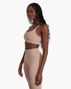 Mindset Bra | Coconut -Chic Warp Sales VW186COC SP23 W ECOMM SPORTSBRAS 0601 TOP 1X1 3b732c3d 7e4b 4cc9 8731 50d740a0281c