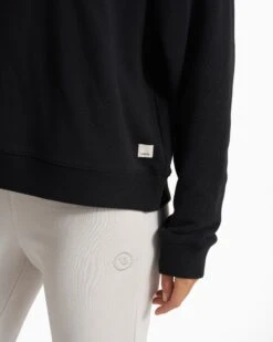 Sedona Crew | Black -Chic Warp Sales VW278BLK SP23 W ECOMM FLEECE DETAIL 2418 1x1 d169f81d a7bc 42c8 819d 971492e4b9e0