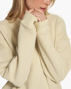 Sedona Crew | Seed -Chic Warp Sales VW278SED FA23 M ECOMM fleece DETAIL 3