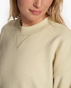 Sedona Crew | Seed -Chic Warp Sales VW278SED FA23 M ECOMM fleece DETAIL 4