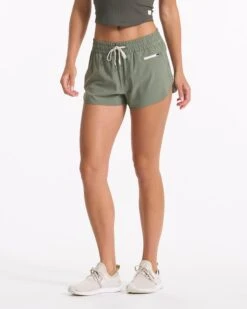 Clementine Short 2.0 | Pistachio