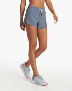 Clementine 4" Short 2.0 | Light Azure -Chic Warp Sales VW3004LAZ SP23 W ECOMM SHORTS DETAIL 3084 1x1 49b48857 ddb1 4f18 bdcb 0c8093ac6554