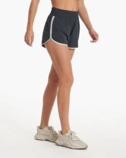 Cardiff Short | Charcoal Color Block -Chic Warp Sales VW3009CCB SP23 W ECOMM SHORTS BOTTOM 3150 1x1 14a281f1 a9f2 475a 9cae 1ffc3b914591