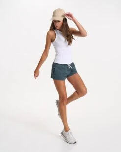 Halo Performance Short | Stone Heather -Chic Warp Sales VW339HSO SP23 W ECOMM SHORTS DETAIL 1043 1x1 f8581b57 f016 4b7d 90c3 68a350532bc6