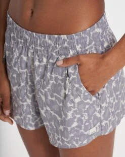 Dash Short | Opal Spots 10 Dash Short | Opal Spots -Chic Warp Sales VW367OPS 2757