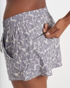 Dash Short | Opal Spots 13 Dash Short | Opal Spots -Chic Warp Sales VW367OPS 2762