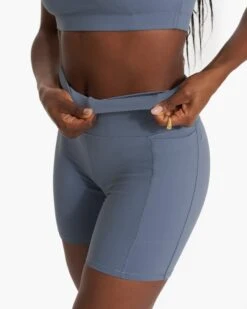 Studio Pocket Short | Light Azure -Chic Warp Sales VW390LAZ SP23 W ECOMM SHORTS 2817 DETAIL 1x1 0100884b ddb3 4995 af86 a5dc00825628