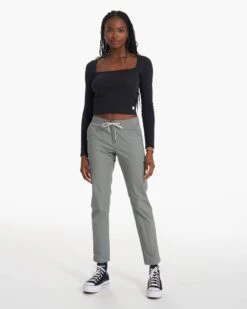 Womens Ripstop Pant | Stormy -Chic Warp Sales VW401STY SP23 W ECOMM PANTS 0469 DETAIL 1x1 2d4dbe3c f274 45be a245 ca822c6e76e5