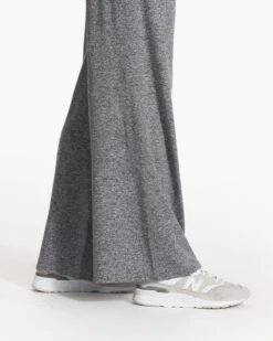 Halo Essential Wideleg | Heather Grey -Chic Warp Sales VW4023HTG FA23 W ECOMM PANTS DETAIL 6