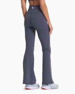 Studio Flare | Azure -Chic Warp Sales VW4043AZR FA22 W ECOMM BOTTOM 7823 1x1 9839694e d6b8 4868 a39f c514267f8941