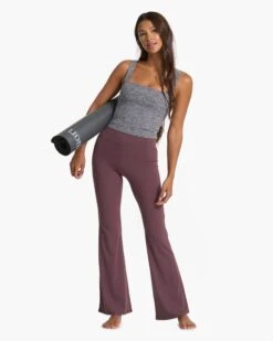 Studio Flare | Chestnut -Chic Warp Sales VW4043CHN FA22 W ECOMM FULL 6675 1x1 3fc0971f aa7b 45e7 b82c bacfdda5470f