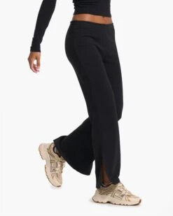 Sedona Wideleg Sweatpant | Black -Chic Warp Sales VW4044BLK SP23 W ECOMM BOTTOM 7439 1x1 9a5ed97d ee9c 407d af4f df6f87634fb6