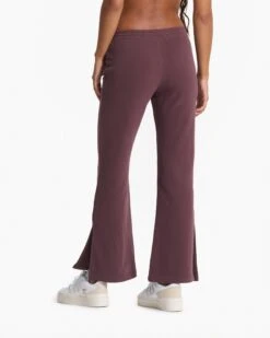 Sedona Wideleg Sweatpant | Chestnut -Chic Warp Sales VW4044CHN FA22 W ECOMM BOTTOM 7029 1x1 996ad8b2 9141 4671 afde 7700db943d0c