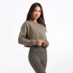 Restore Crop Crew | Light Oregano 10 Restore Crop Crew | Light Oregano -Chic Warp Sales VW446ORE 1509