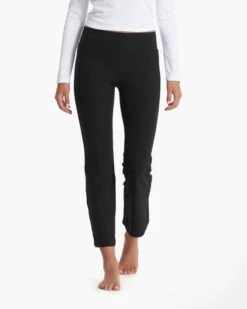 Mid Rise Elevation Slim Bootcut | Black Heather 12 Mid Rise Elevation Slim Bootcut | Black Heather -Chic Warp Sales VW487HBKSP23 W ECOMM BOTTOMS 04118 1X1 097a3dbf 494e 4ad1 aa61 60a35fe92bc8