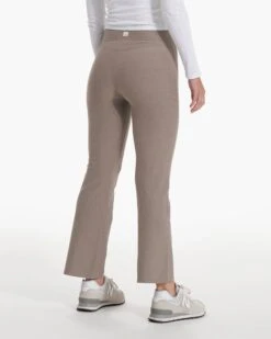 Mid Rise Elevation Slim Bootcut | Walnut Heather 11 Mid Rise Elevation Slim Bootcut | Walnut Heather -Chic Warp Sales VW487HWA SP23 W ECOMM PANTS 4302 DETAIL 1x1 7f12e5eb cc8d 43f0 a5ce 69e01c8b40b9