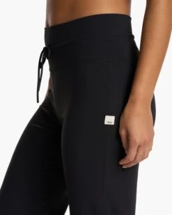 Daily Wideleg - Short | Black -Chic Warp Sales VW489 SBLK FA23 W ECOMM PANTS DETAIL 9